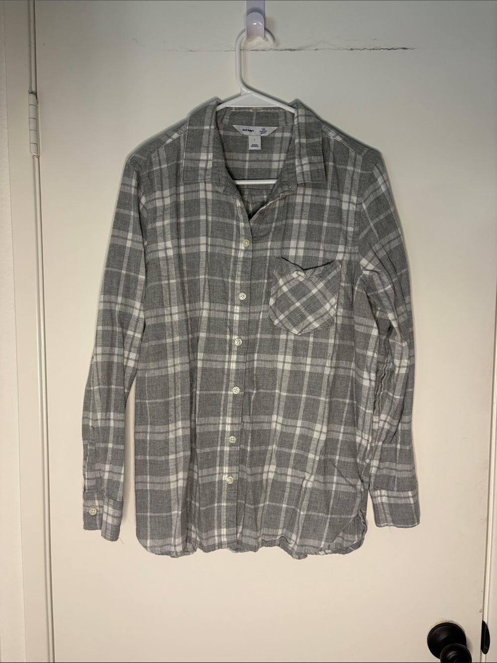 Women’s Gray Plaid Flannel Shirt - Lightweight Button-Down